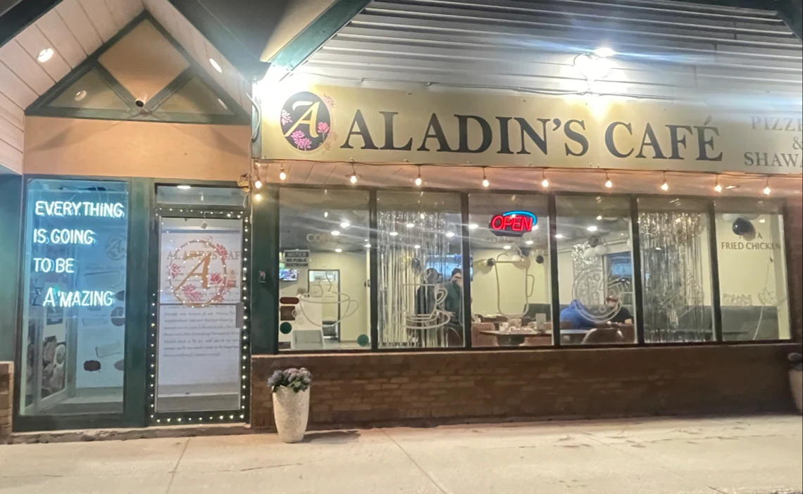 Aladins Pizzeria & Shawarma Café — 6500 Roblin Blvd Charleswood Winnipeg halal café